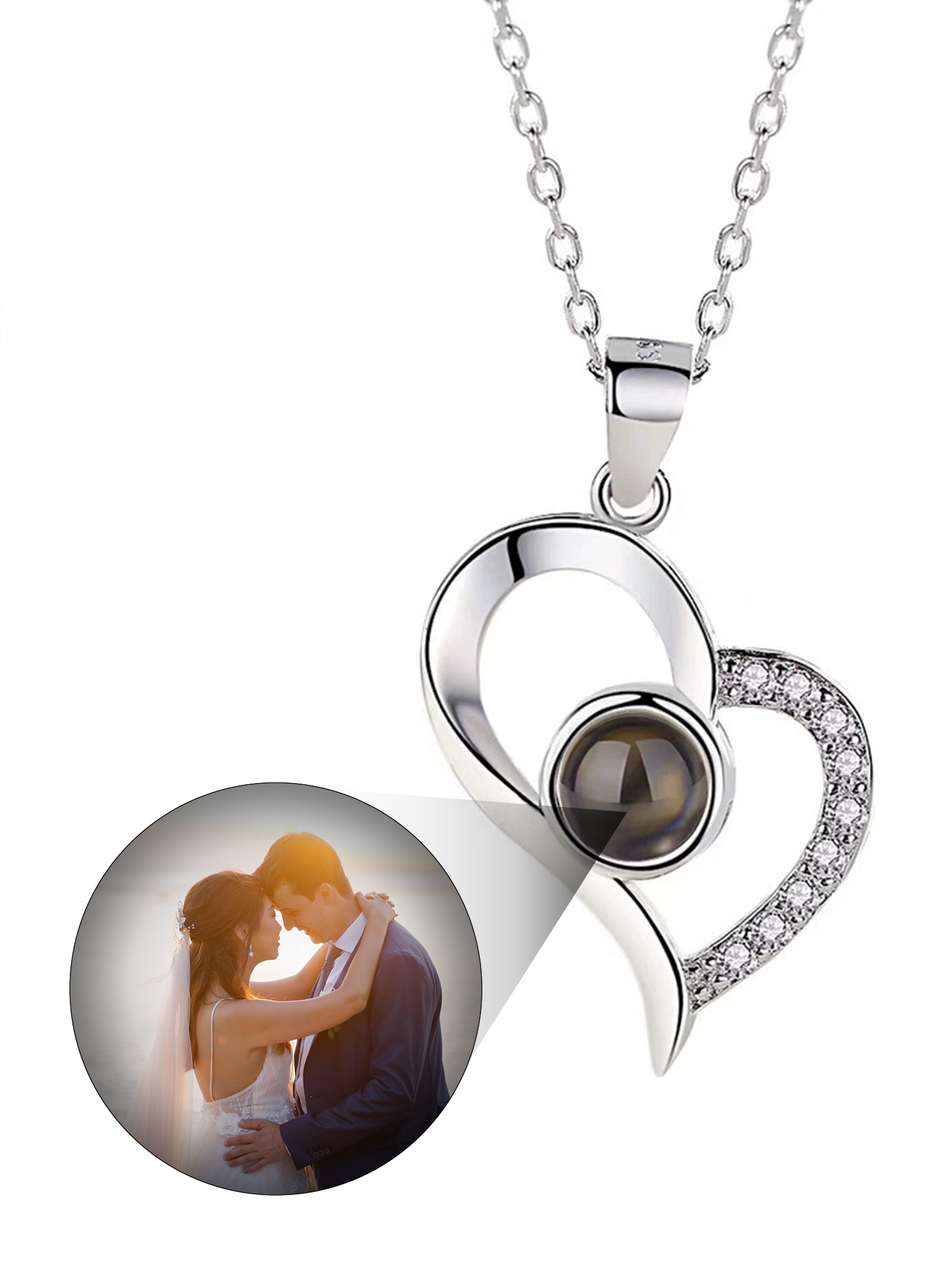 Heart Projection Necklace｜Openwork Diamond Setting, Custom Light-Powered Keepsake