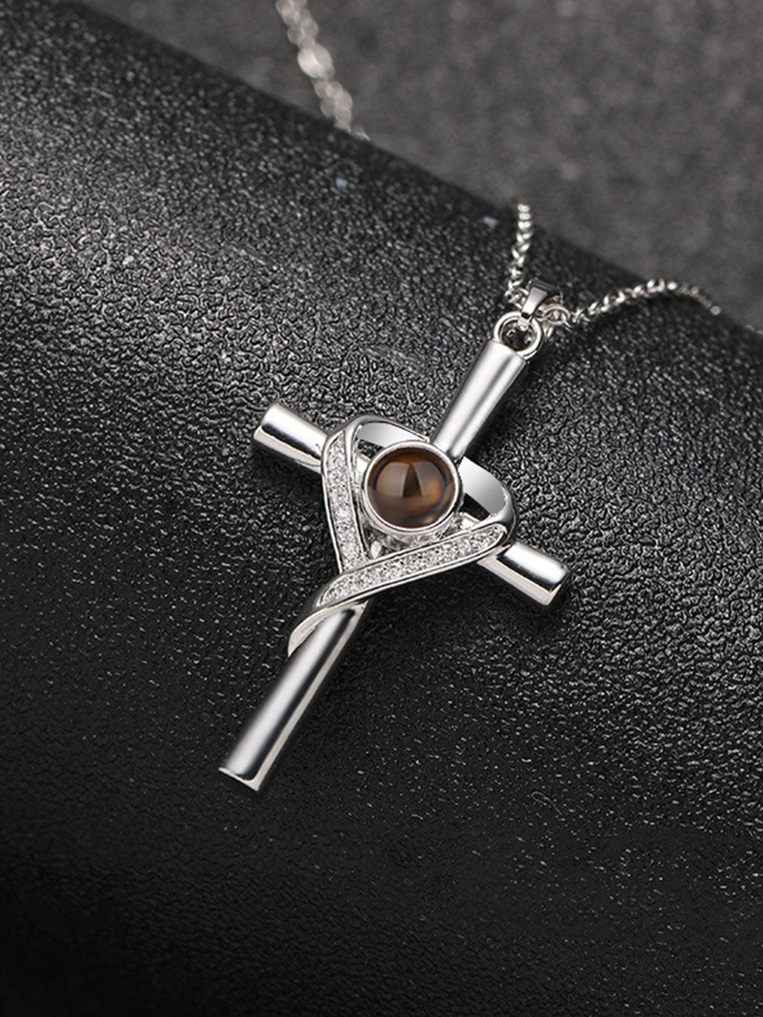 Heart Cross Projection Pendant｜Where Faith and Love Meet in Light