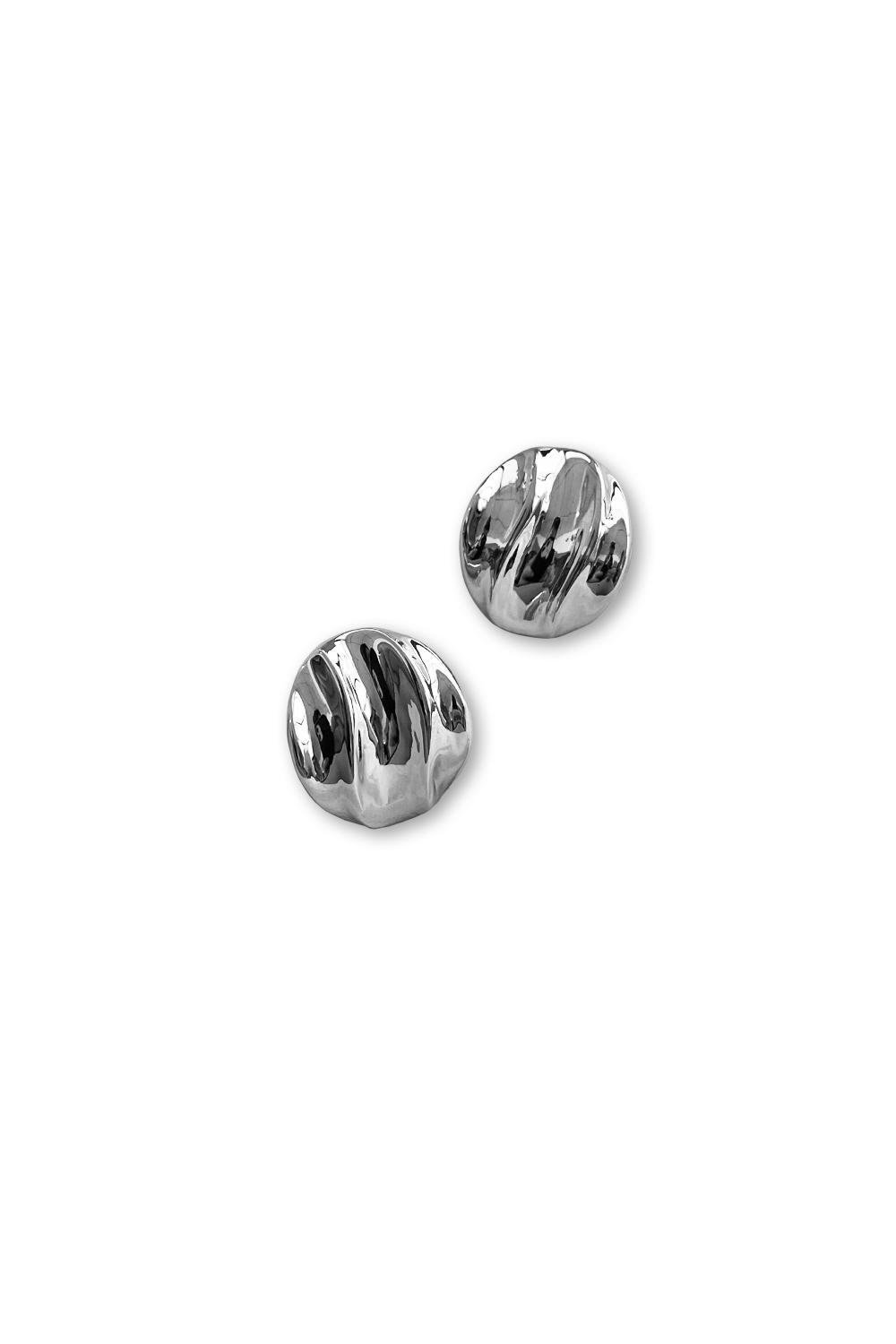 Silver Ridge-Textured Stud Earrings Reflecting Light Symmetrically | Seysage